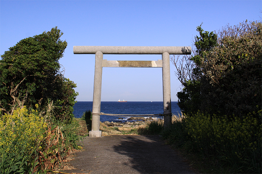 洲崎神社の「浜鳥居」