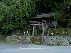 三嶋神社（逆川）