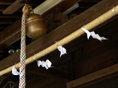 このしめ縄は小野神社のに似ている